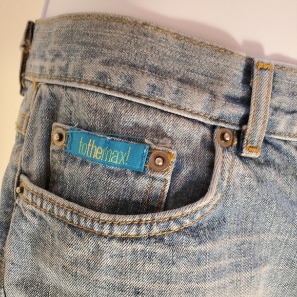 To The Max Women's Denim Shorts Size 1 Distressed Cut Off - Picture 4 of 4